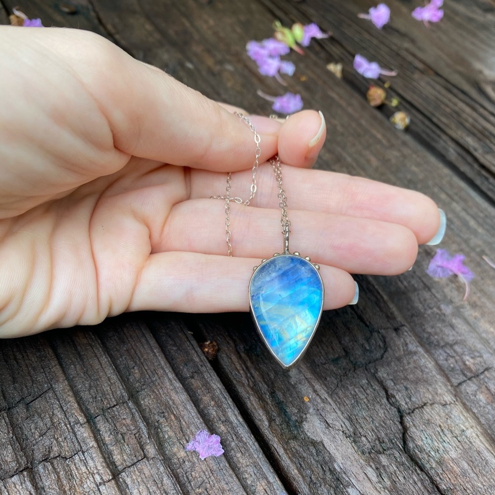 Moonstone and Silver 925 pendant necklace